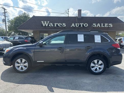 Used 2010 Subaru Outback 3.6R Limited AWD/4WD image 1