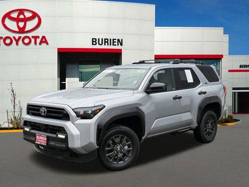 Certified 2025 Toyota 4Runner SR5 AWD/4WD image 1