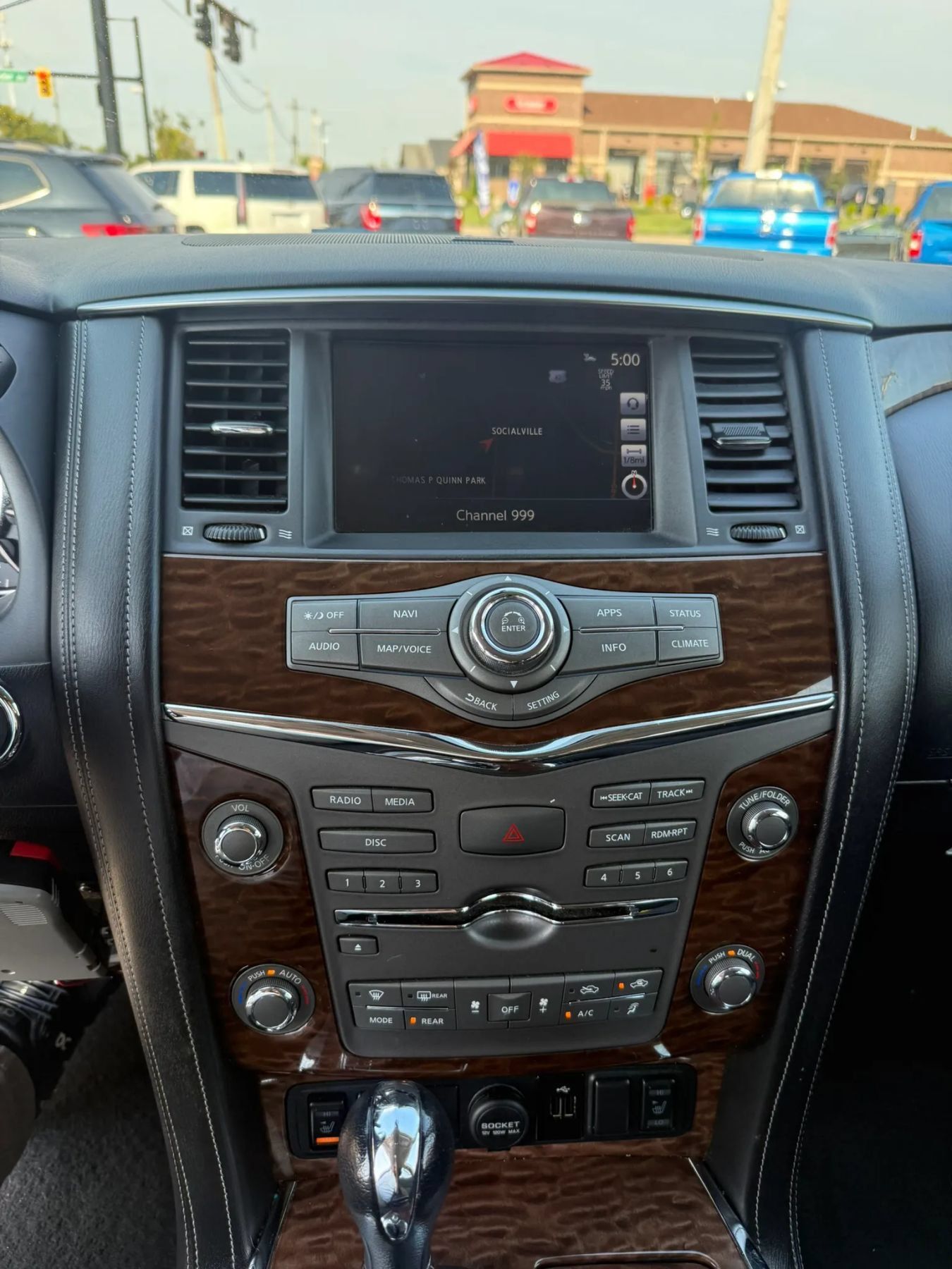 Used 2019 Nissan Armada SV w/ Driver Package AWD/4WD image 13