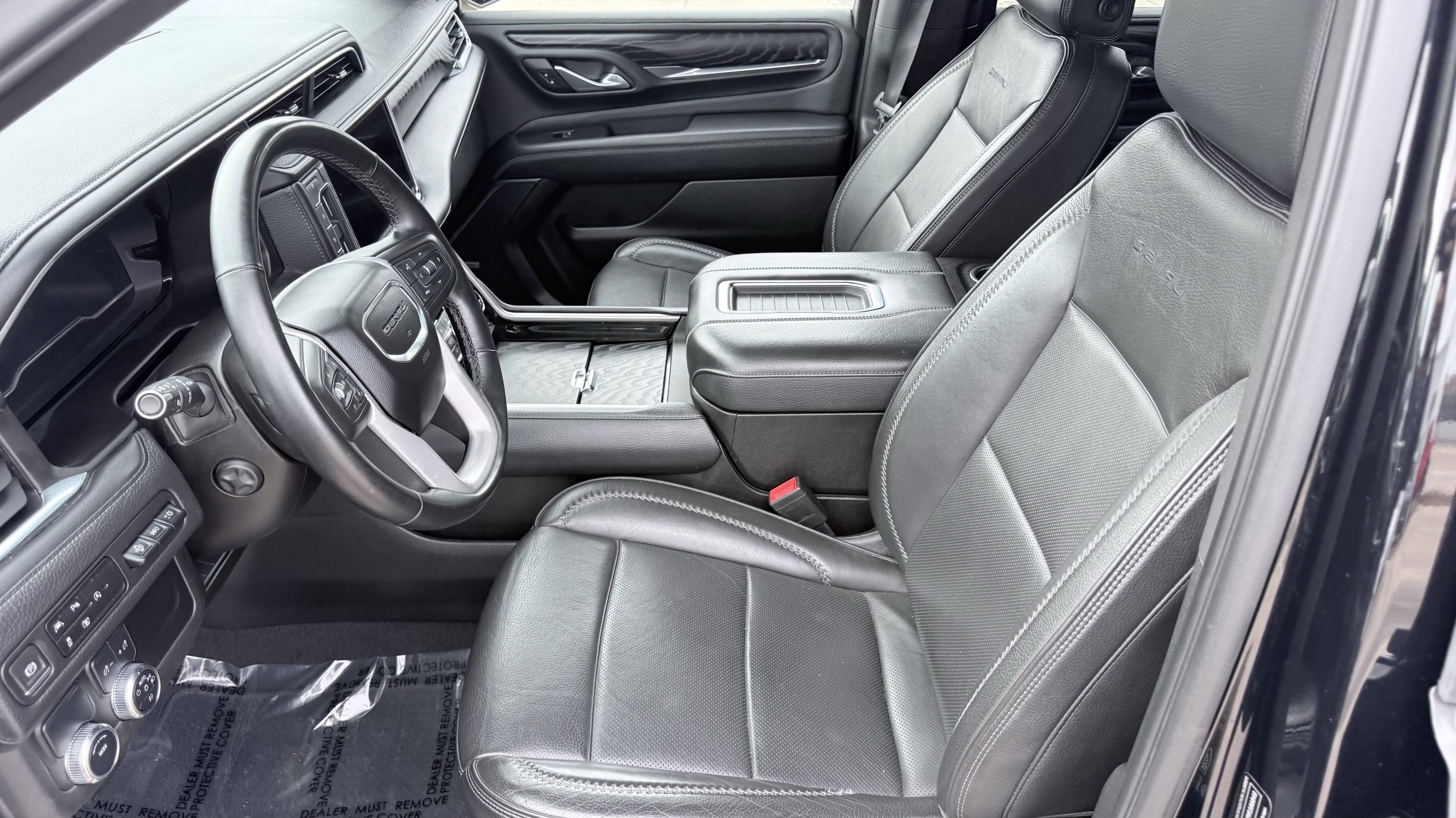 Used 2023 GMC Yukon Denali RWD image 21