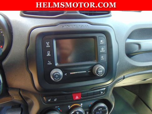 Used 2016 Jeep Renegade Limited FWD image 23