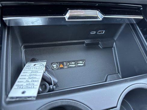 New 2026 GMC Yukon XL Denali RWD image 27