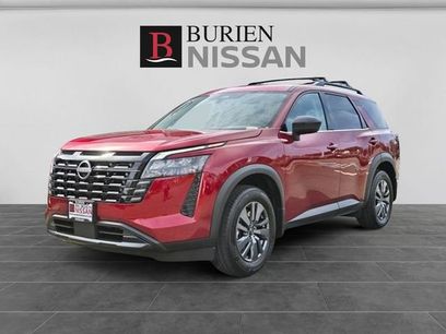 New 2026 Nissan Pathfinder SV w/ Cargo Package