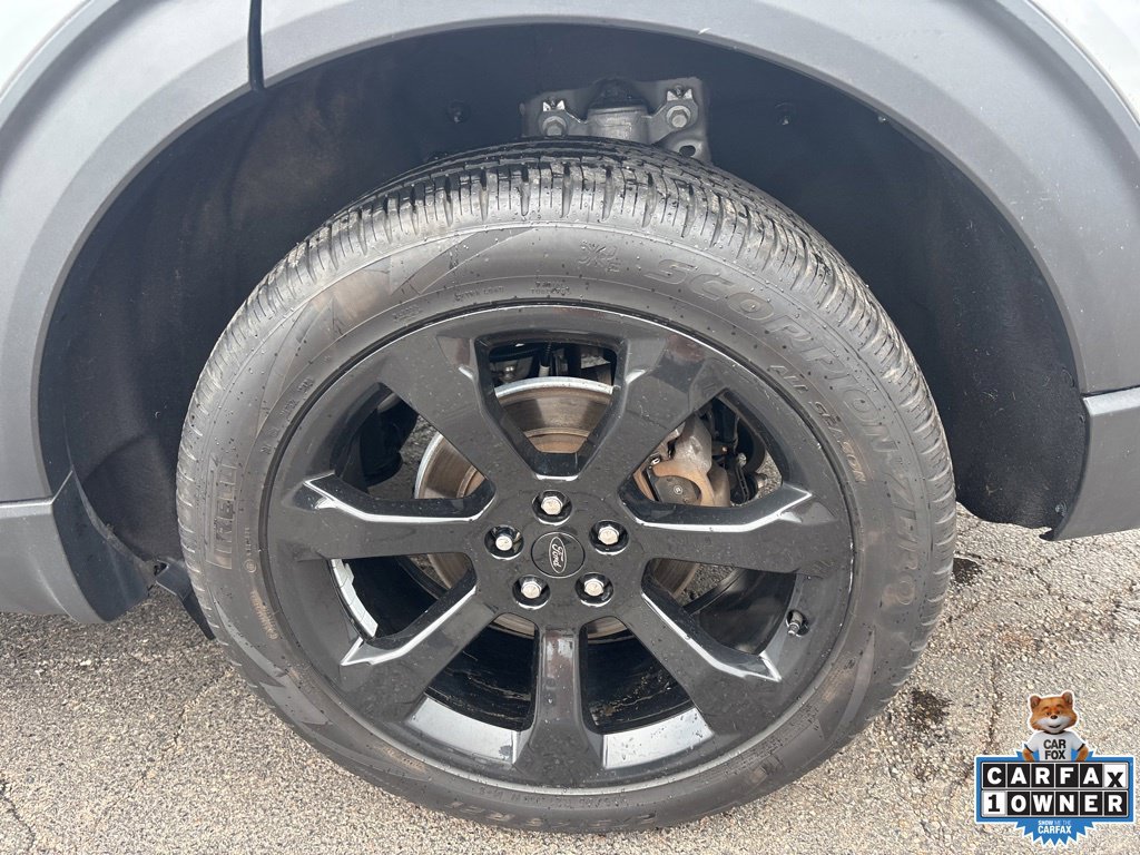 Used 2023 Ford Explorer ST-Line AWD/4WD image 10