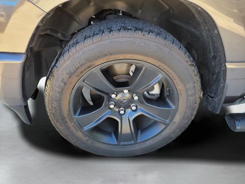 Used 2023 RAM 1500 Big Horn RWD image 28