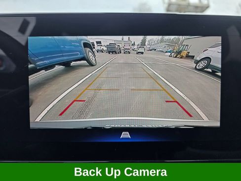 Used 2025 Chevrolet Trax ACTIV FWD image 28