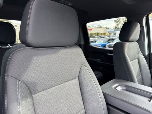 Used 2024 Chevrolet Silverado 1500 Custom image 15