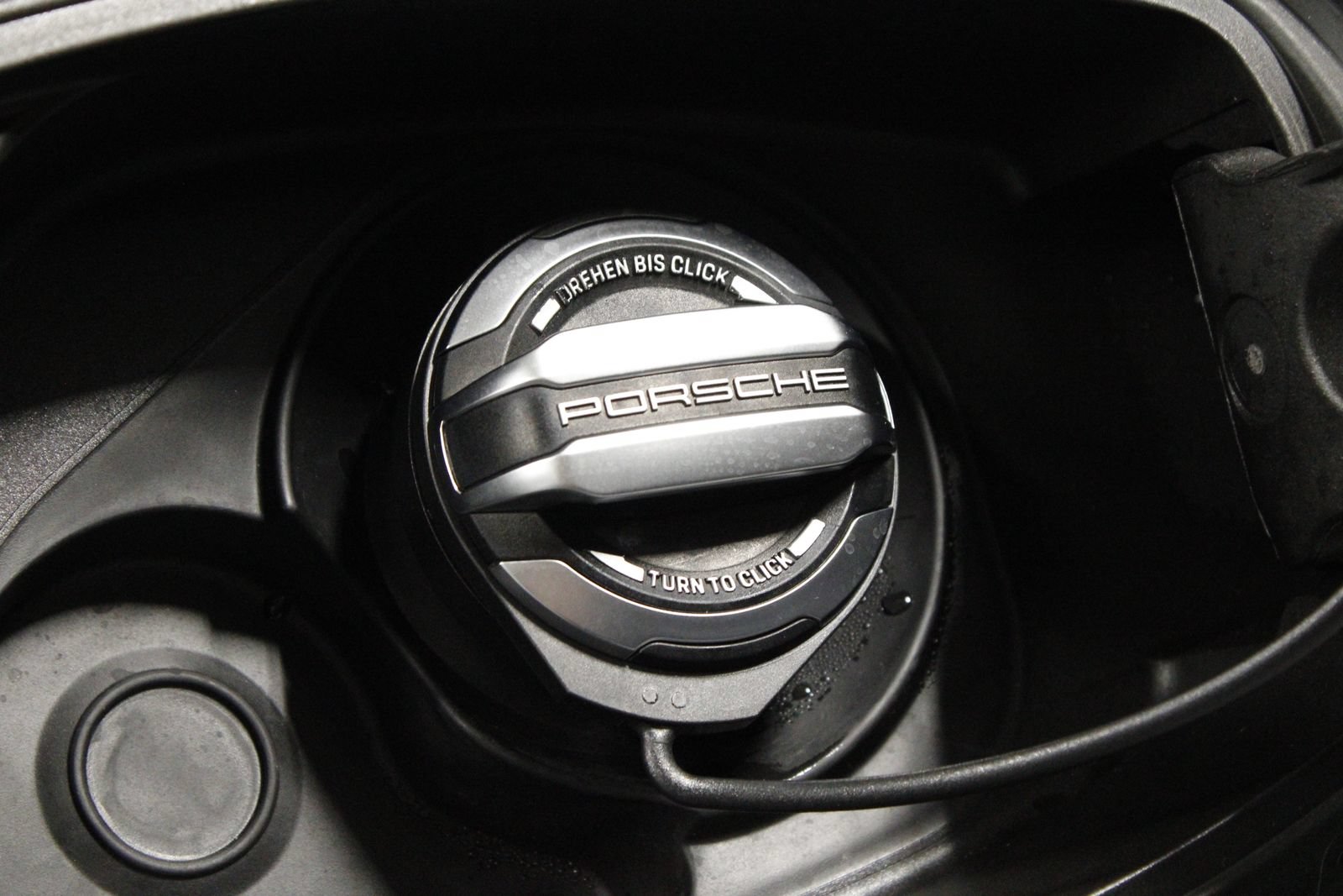 Certified 2026 Porsche Cayenne Coupe AWD/4WD image 35