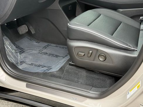 New 2026 Buick Enclave Sport Touring w/ Super Cruise Package image 20