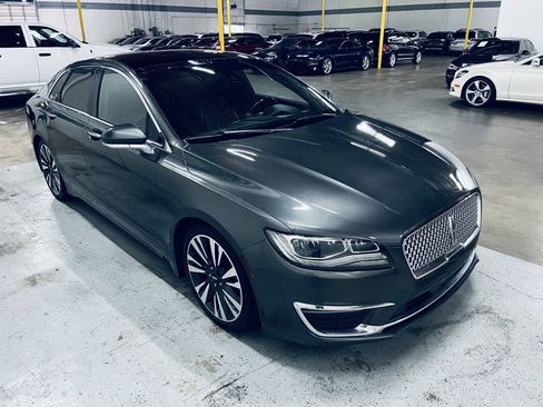 Used 2019 Lincoln MKZ Reserve w/ Luxury Package FWD image 11