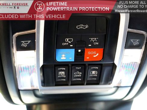 Used 2025 RAM 3500 Limited image 25