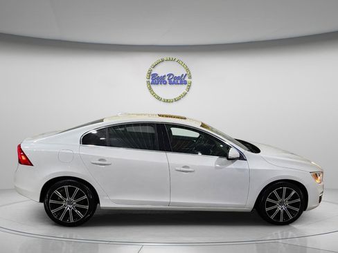 Used 2018 Volvo S60 T5 Inscription image 7
