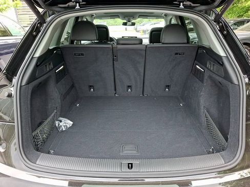 Used 2023 Audi Q5 2.0T Premium Plus w/ Premium Plus Package AWD/4WD image 29