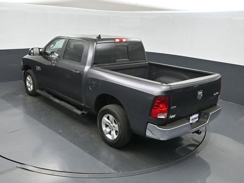 Used 2022 RAM 1500 Classic SLT w/ Electronics Group AWD/4WD image 32