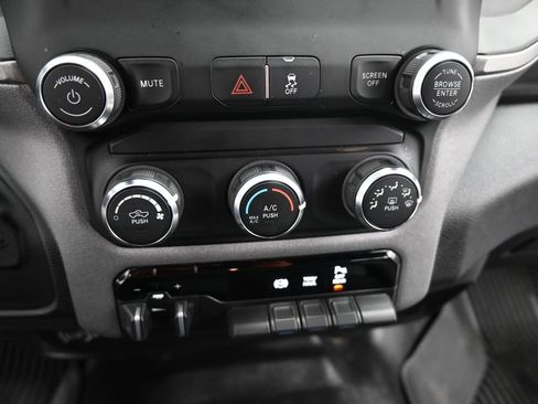 Used 2024 RAM 3500 Tradesman w/ Chrome Appearance Group image 29