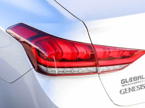 Used 2016 Hyundai Genesis 3.8 w/ Option Group 03 image 8