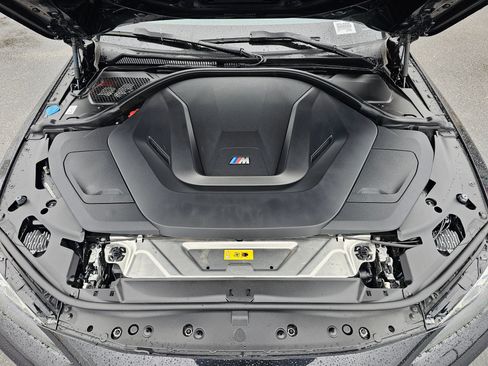 Certified 2022 BMW i4 M50 w/ Premium Package image 9