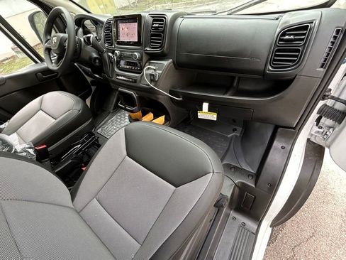 New 2024 RAM ProMaster 3500 w/ Convenience Group image 16