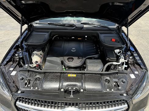 Used 2025 Mercedes-Benz GLE 450 4MATIC image 28