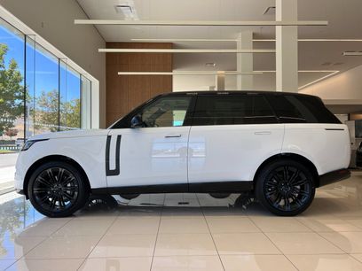New 2026 Land Rover Range Rover Long Wheelbase SE