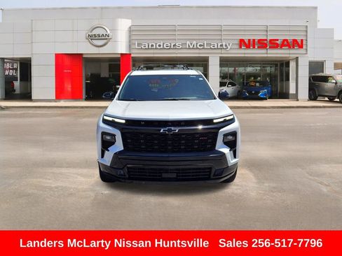 Used 2024 Chevrolet Traverse RS w/ LPO, Floor Liner Package FWD image 11