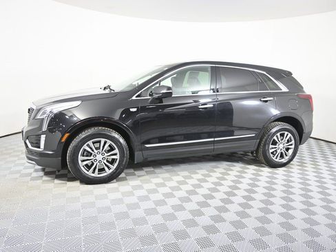 Used 2022 Cadillac XT5 Premium Luxury image 2