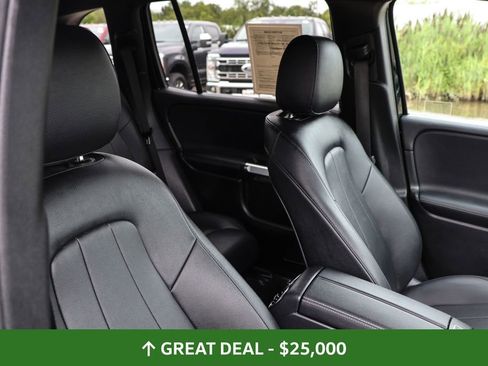 Used 2021 Mercedes-Benz GLB 250 image 20