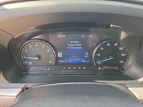 Used 2020 Ford Explorer XLT w/ Equipment Group 202A AWD/4WD image 25