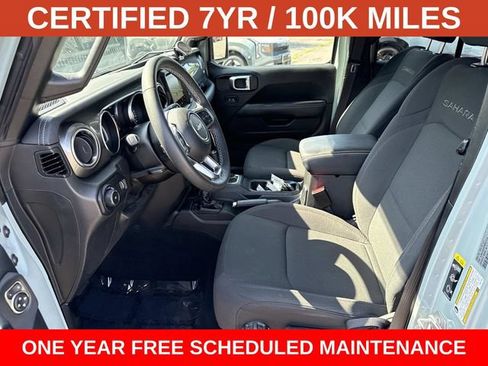 Used 2023 Jeep Wrangler Unlimited Sahara AWD/4WD image 14