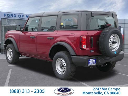 New 2025 Ford Bronco 4-Door image 7