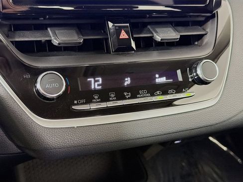 Used 2024 Toyota Corolla LE FWD image 15