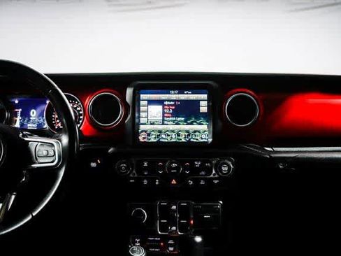 Used 2020 Jeep Gladiator Rubicon image 13