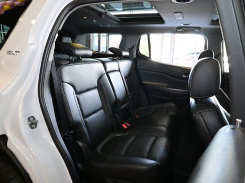 Used 2018 GMC Acadia SLT AWD/4WD image 22