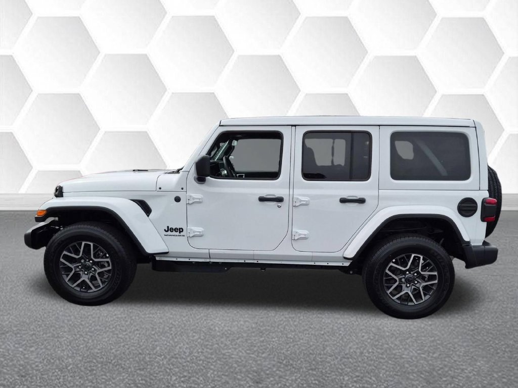 Certified 2026 Jeep Wrangler Unlimited Sahara AWD/4WD image 6