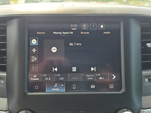 Used 2024 RAM 2500 Big Horn AWD/4WD image 37