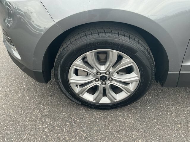 Used 2024 Ford Edge Titanium AWD/4WD image 9