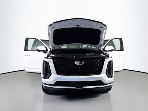 Used 2025 Cadillac Escalade ESV Sport Platinum AWD/4WD image 30