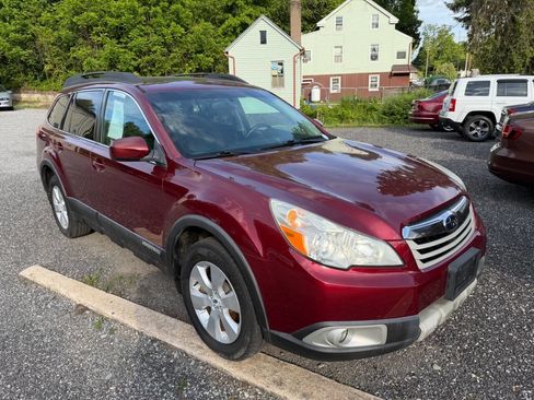 Used 2012 Subaru Outback 2.5i Limited AWD/4WD image 1