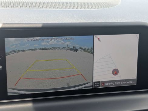 Used 2024 Kia Seltos EX FWD image 22