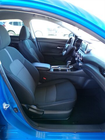 Used 2024 Nissan Sentra SV FWD image 25