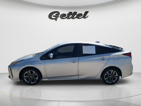 Certified 2021 Toyota Prius XLE FWD image 8