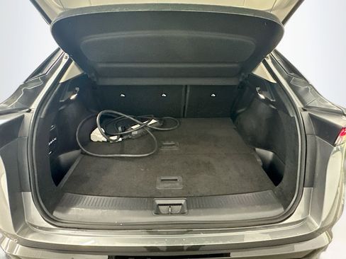 Used 2023 Nissan Ariya AWD image 30