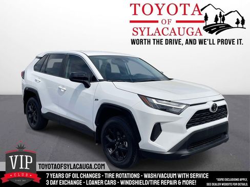 Used 2025 Toyota RAV4 LE image 1