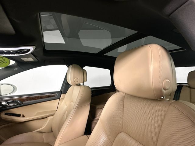 Used 2021 Porsche Macan S AWD/4WD image 18