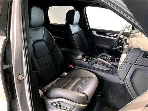 New 2026 Porsche Cayenne E-Hybrid image 19