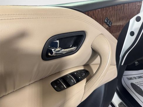 Used 2019 Nissan Armada SL w/ Premium Package image 14