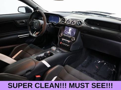 Used 2022 Ford Mustang Shelby GT500 w/ Carbon Fiber Track Pack RWD image 22