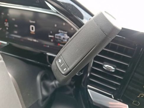 New 2026 GMC Sierra 1500 SLE AWD/4WD image 16