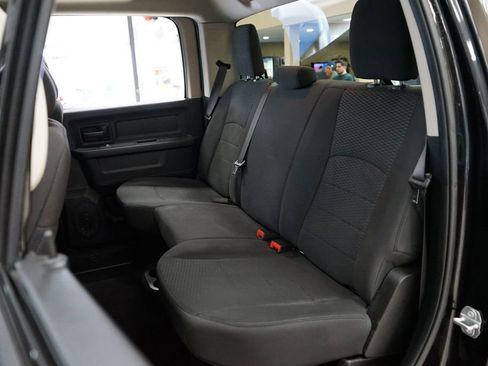 Used 2019 RAM 1500 Express w/ Express Value Package AWD/4WD image 43