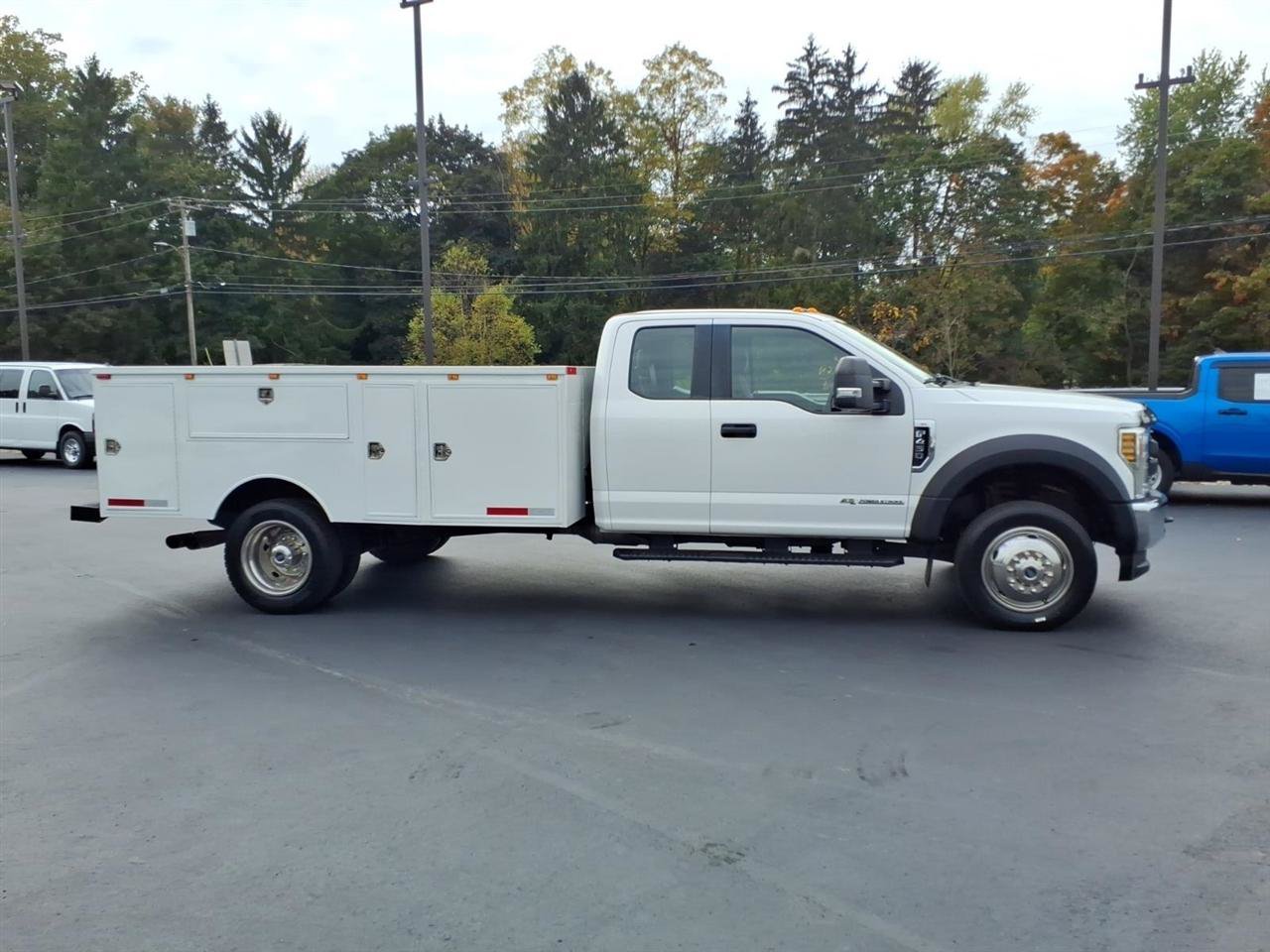 Used 2018 Ford F450 XL w/ Power Equipment Group AWD/4WD image 4